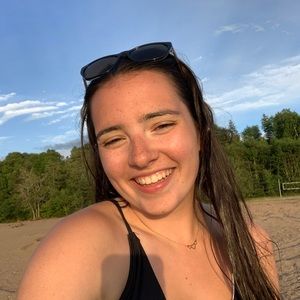 Meet your Posher, Haley